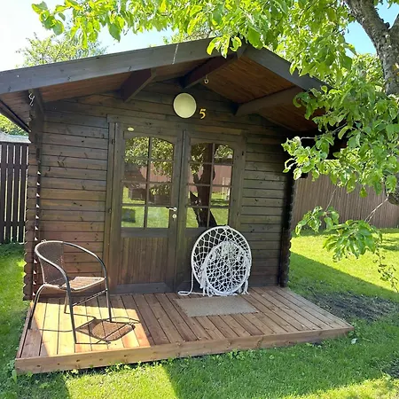 Karjamaa Garden Bungalows Free Parking And Coffee Pärnu Exterior photo